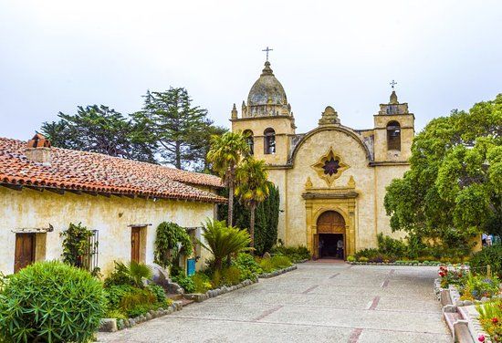 Mission San Carlos Borromeo